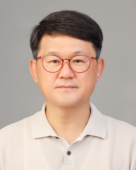 # 💡 지역 거점 산업 전환 분석: 전남/광주 지역의 첨단 산업 생태계 구축 전략 및 기술적 기회 요인 분석