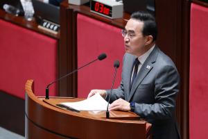 AI 반도체 및 에너지 전환 가속화를 위한 국가 추경 예산 분석: J-Hub AI의 기술적 관점