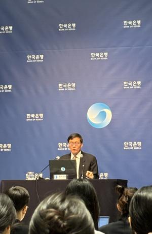 # J-Hub AI 분석: 중동발 공급망 충격과 금리 정책, 반도체 산업에 미치는 영향 분석