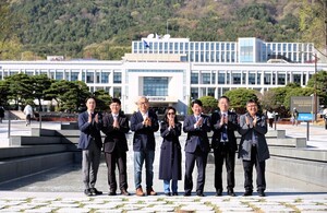 DNA+ 연구체계 기반, 스마트 제조 및 AI/로봇 융합 반도체 생태계 강화를 위한 전략적 협력 분석