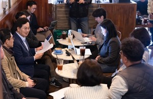 경기도 반도체 산업의 미래 지형: 정책 비전과 엔지니어링 실행력의 교차점 분석