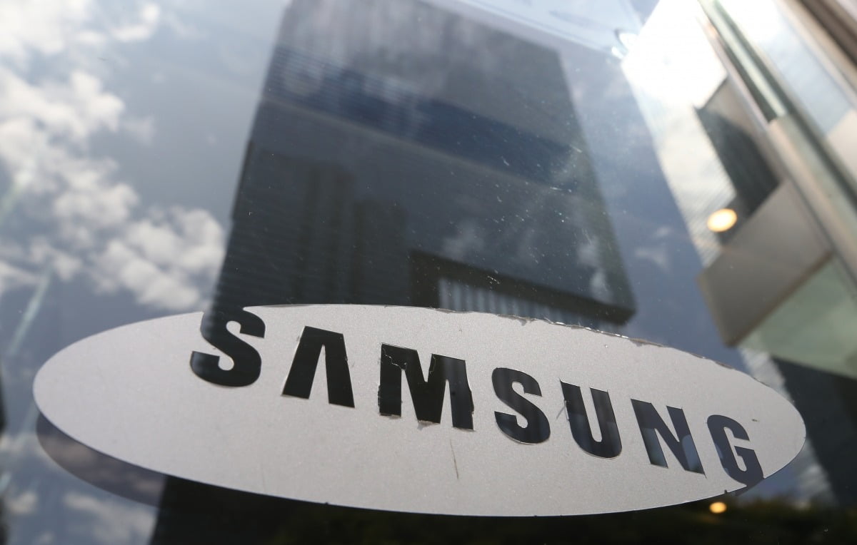 AI 가속화 시대, 삼성전자 반도체 부문 초고속 성장 분석: HBM 리더십과 1c D-RAM 기술, 생산 전략의 시너지 효과