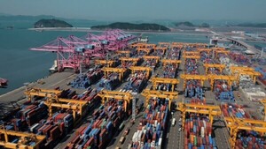 # J-Hub AI 분석: 2024년 4월 초 한국 반도체 수출 급증, 역대 최대치 경신과 기술적 함의