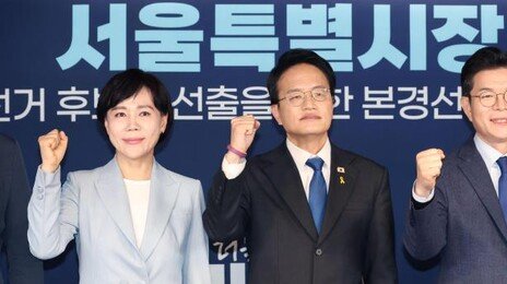 J-Hub AI 분석: 반도체 산업 혁신 가속화를 위한 전략적 자본 유입 및 생태계 강화 방안 분석