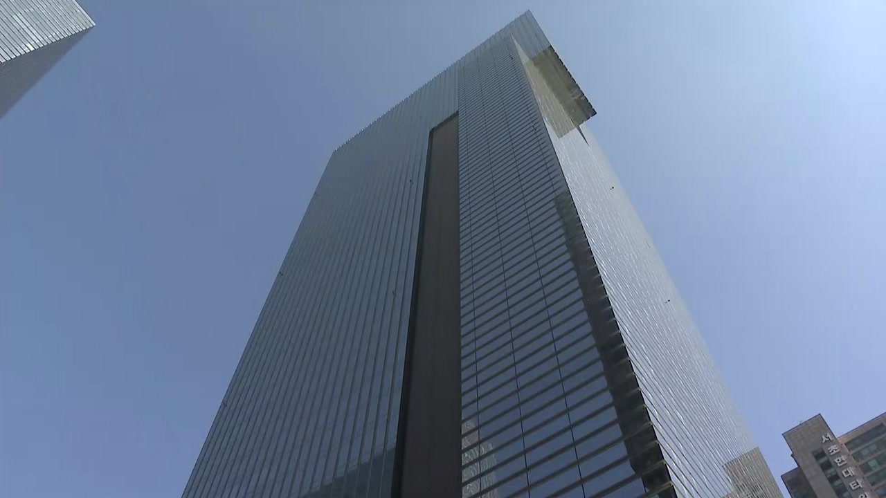 삼성전자, 상속세 부담 해소와 반도체 슈퍼사이클: HBM 선도 '뉴삼성' 기술 전략 가속화 분석