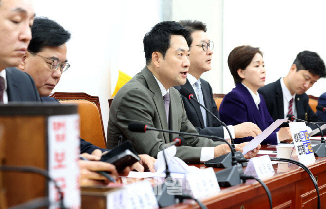 반도체 및 AI 전문가의 정치권 유입, 경기도 첨단 산업 생태계에 미칠 영향 분석