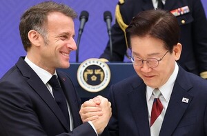 J-Hub AI 분석: 한-프랑스 첨단 전략 동맹: 반도체, AI, 양자 기술 협력 확대의 엔지니어링 심층 분석