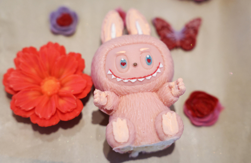 # J-Hub AI 분석: 팝마트의 '라부부' IP 편중 현상 분석 및 지속 가능한 성장 전략 제언