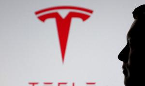 J-Hub AI 분석: 테슬라의 AI 반도체 로드맵 분석 보고서